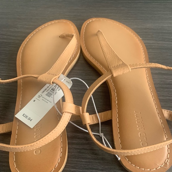 Old Navy tan sandals - Picture 4 of 4